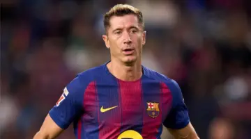 برشلونة يقرر مصير روبرت ليفاندوفسكي مع الفريق