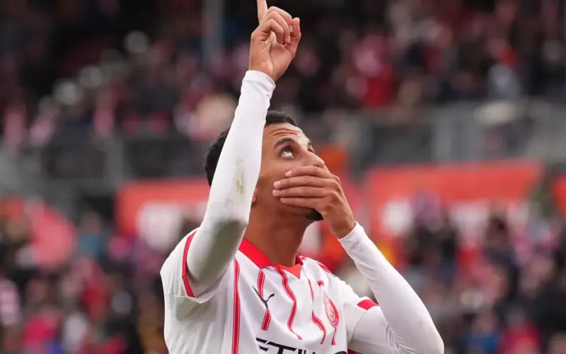 بسلاح الشرط الجزائي.. أوناحي يقترب من الدوري الإنجليزي