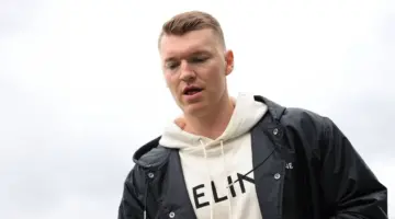 بير شورس يصدر حكماً صريحاً تماماً بشأن سنواته في أياكس