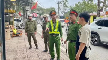 تأمين سلامة السياح خلال موسم الذروة.