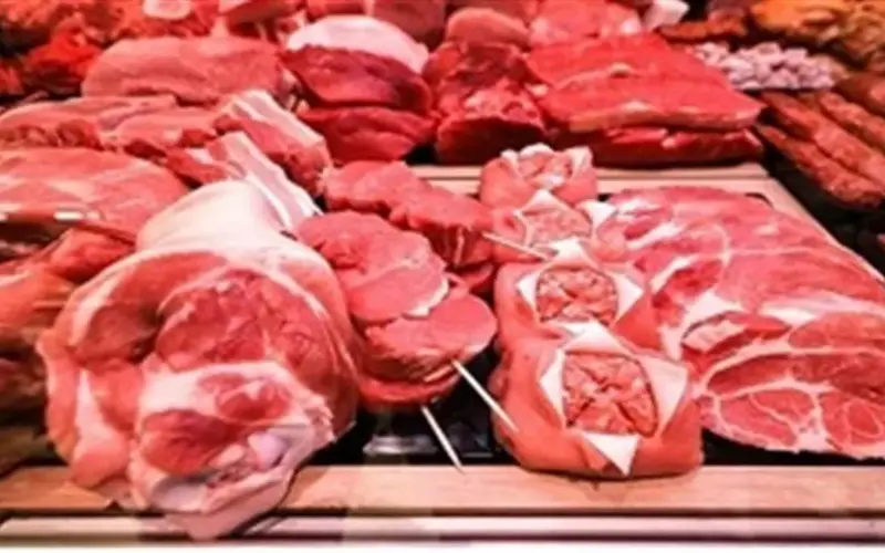 تخفيضات على اللحوم والدواجن .. أسعار السلع في منافذ الدولة اليوم