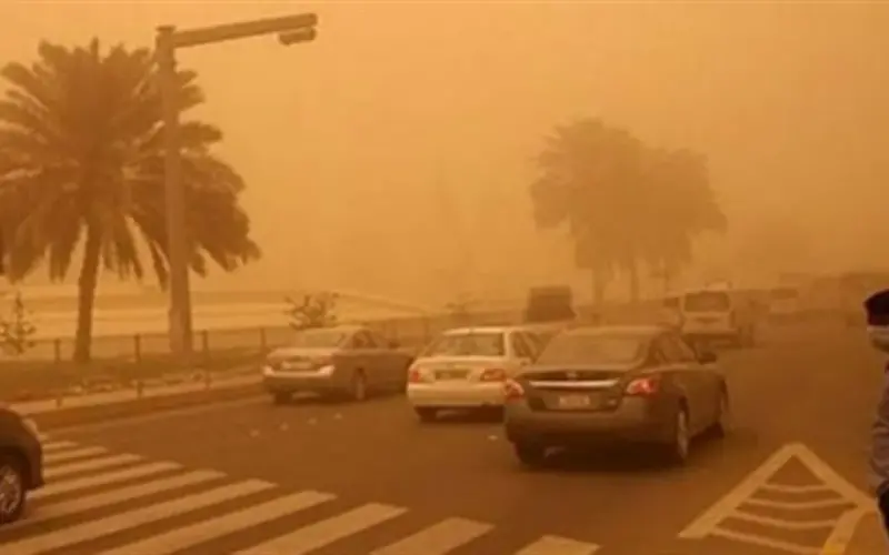 تدني الرؤية الأفقية.. نصائح عاجلة للسائقين بسبب الرياح والأتربة على الطرق السريعة