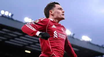 تصرف لافت من نجم ليفربول بعد طلب مشجع التوقيع على قميص باير ليفركوزن!