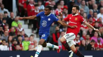 توقيت مباراة تشيلسي ومانشستر يونايتد اليوم في الدوري الإنجليزي 2026 والقناة الناقلة والمعلق