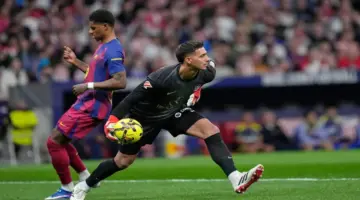 حارس أتلتيكو مدريد ينذر برشلونة قبل صدام دوري أبطال أوروبا: فزتم بالحظ