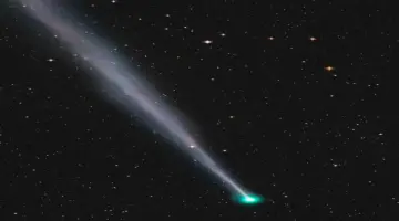 حدث قد لا يتكرر إلا بعد آلاف السنين.. مذنب C/2025 R3 يزين سماء الإمارات نهاية أبريل الحالي