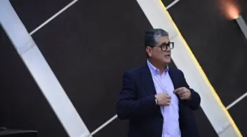 رئيس لجنة الحكام: يد مدافع سيراميكا في وضعها الطبيعي لحظة «ملامسة الكرة»