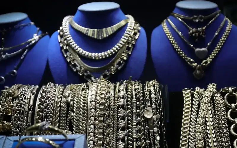 سعر مثقال الذهب في العراق اليوم الخميس 2/4/2026.. تراجع جماعي