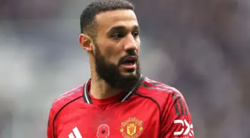 سكولز يطالب مانشستر يونايتد بالتخلص من مزراوي