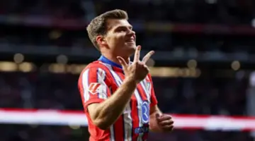 سورلوث مهدد بالغياب عن لقاء برشلونة