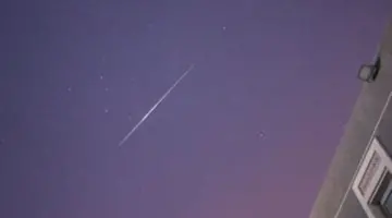 شهب “القيثاريات” تُزين سماء السعودية والوطن العربي في ذروة نشاطها