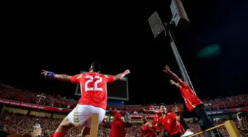 شوبير يكشف تفاصيل تضحية إمام عاشور لتمديد عقده مع الأهلي