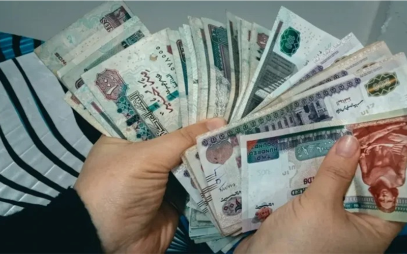 صرف مرتبات أبريل 2026 اليوم.. إجراءات هامة عند فقدان أو سرقة البطاقة البنكية