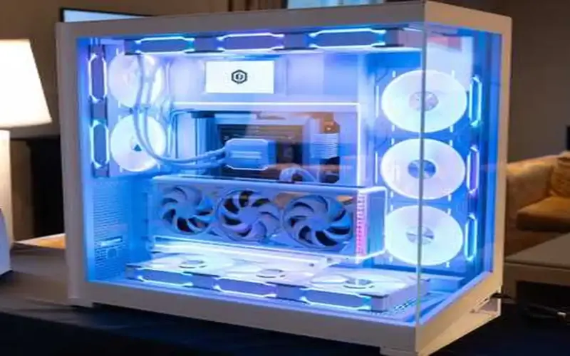 ظننت أن إزالة اللوحة الجانبية الخاصة بي ستؤدي إلى تبريد جهاز الكمبيوتر الخاص بي، وكنت مخطئًا