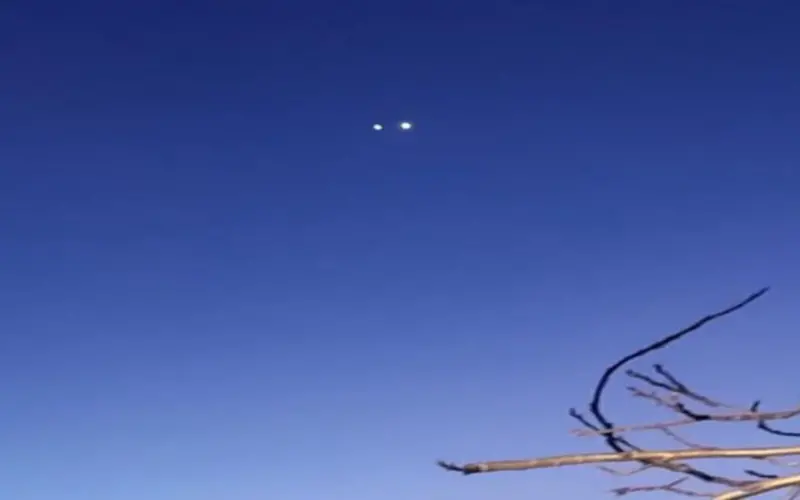 فلكية جدة : اقتران مميز لكوكبي الزهرة وزحل فوق الأفق الغربي