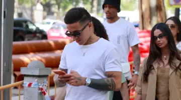 فيديو | بعد أسابيع من عقوبته .. إنزو فيرنانديز يستفز تشيلسي بظهوره في مدريد!