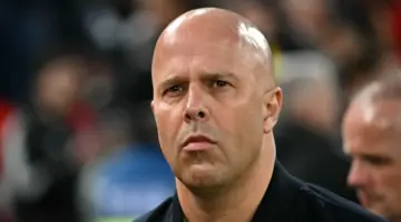 قرار حاسم.. ليفربول يحسم مصير سلوت