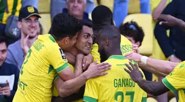 قميص غامض يثير الجدل.. ماذا ارتدى مصطفى محمد في الدوري الفرنسي؟