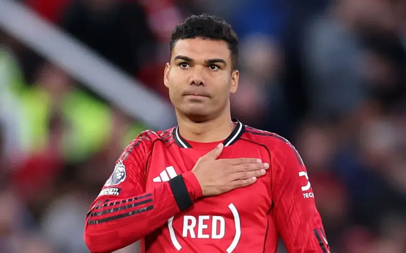 كاسيميرو يودع مانشستر يونايتد بشكل مثالي