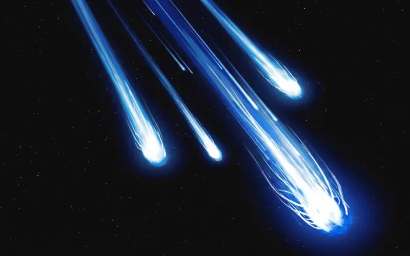 كويكب يتففك قرب الشمس ليصنع زخة شهب جديدة في السماء | علوم