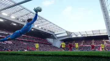 كيف أعادت كرة البريميرليغ الجديدة فن التهديف من مسافات بعيدة؟ | رياضة