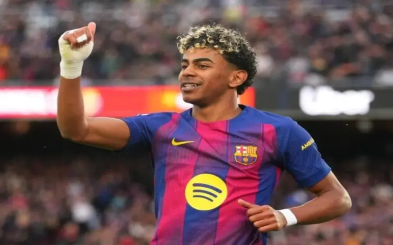 لامين يامال يقود الهجوم.. تشكيلة برشلونة أمام أتلتيكو مدريد في الدوري الإسباني