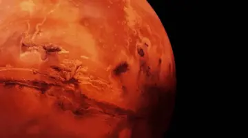 لغز “البقعة المظلمة”.. ماذا يجرى على سطح المريخ منذ 50 عامًا؟