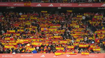 “ليلة العار”.. غضب واستنكارات لهتافات ضد الإسلام في مباراة مصر وإسبانيا
