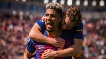 ماذا يحتاج برشلونة لحسم لقب الدوري الإسباني؟ الكلاسيكو يقرر بطل الليجا.