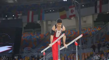 محمد منتصر عفيفي يحصد فضية «المتوازي» ببطولة كأس العالم للجمباز الفني