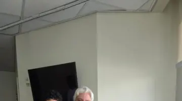 مدير الكرة بالزمالك يطمئن على أحمد عاطف قطة بعد إصابته في مباراة بيراميدز