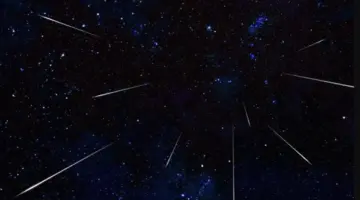 مشهد مذهل لشهب “القيثاريات” وهي تشق الغلاف الجوي لكوكبنا