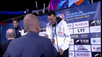 معتز وائل: ذهبية العالم جاءت رغم إصابتي بنزلة معوية.. وهدفي ميدالية أولمبية.