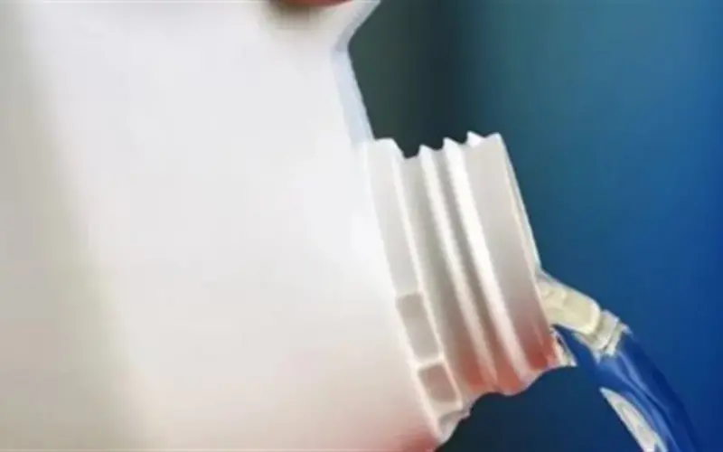 من الزي المدرسي إلى مطبخك.. مواد كيميائية “لا تفنى” تسبب أزمات صحية قاتلة