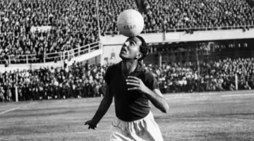 من يتصدر المشهد؟ سجل الهدافين التاريخيين لمباراة الأهلي والزمالك عبر العصور