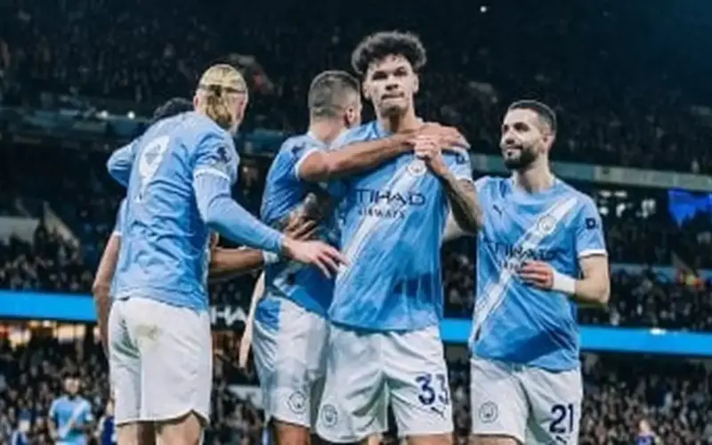 مواعيد مباريات اليوم.. بيرنلي أمام مان سيتي وبرشلونة ضد سيلتا فيجو