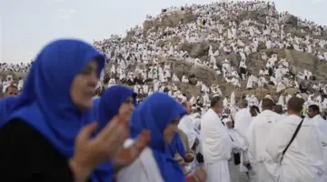 موعد أول أفواج حج الجمعيات الأهلية.. التضامن توضح التفاصيل