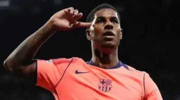 نجم عربي يقترب من تعويض راشفورد في برشلونة