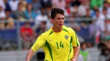 نجم البرازيل الأسبق: أحذر الأهلي من استحواذ بالميراس.. وحظوظ الفوز متساوية