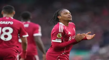 نغوموها يكتب التاريخ مع ليفربول وصلاح يوجه رسالة وداعية (فيديو) | رياضة