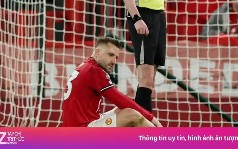 نقطة مظلمة في اليوم الذي كاد فيه مانشستر يونايتد أن يضمن مكاناً في دوري أبطال أوروبا.