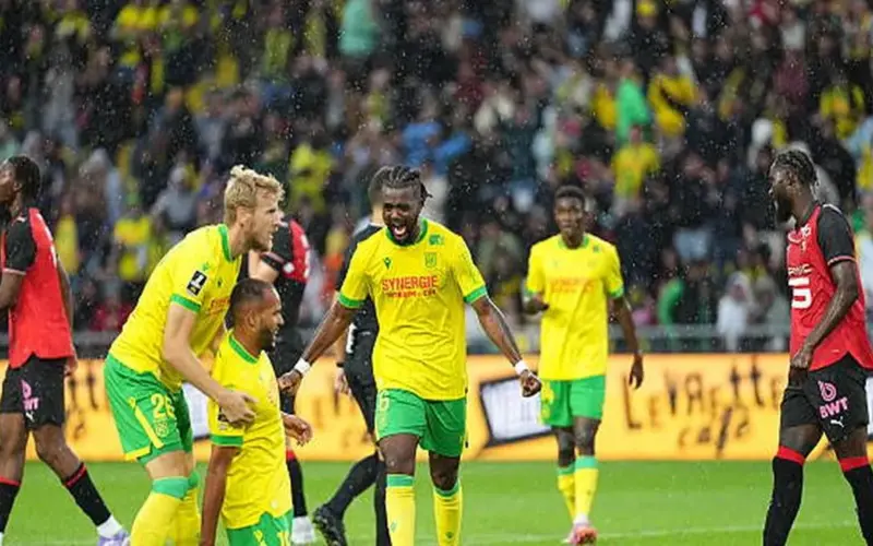 نيس يتعادل مع مارسيليا ويقرب مصطفى محمد من وداع الدوري الفرنسي