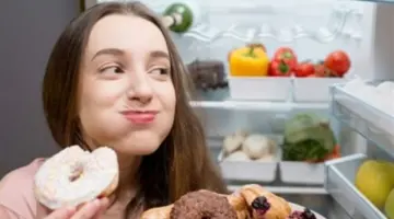 هبوط الطاقة بعد تناول السكر: التفسير العلمي وراء الشعور بالخمول والضعف