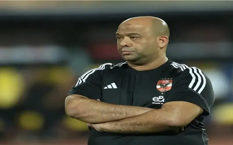 هل استقال وليد صلاح الدين من منصبه.. الأهلي يبيّن