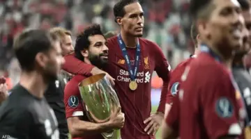 وداع “أسطوري” يترقب محمد صلاح.. قائد ليفربول يحسم الجدل