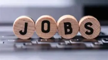 وزارة العمل تفتح أبواب التوظيف.. 6732 فرصة عمل بانتظار الشباب حتى نهاية أبريل