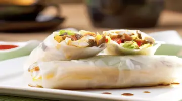 يكشف السياح الأجانب عن 10 أطباق فريدة بأسعار معقولة يجب تجربتها في فيتنام.