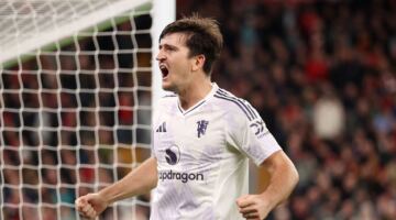 يمكن القول إنه أحد أفضل المدافعين في العالم – هاري ماغواير يطلق تصريحًا جريئًا بشأن قدرته على ضربات الرأس ويؤكد أن مانشستر يونايتد قادر على المنافسة على اللقب الموسم القادم.