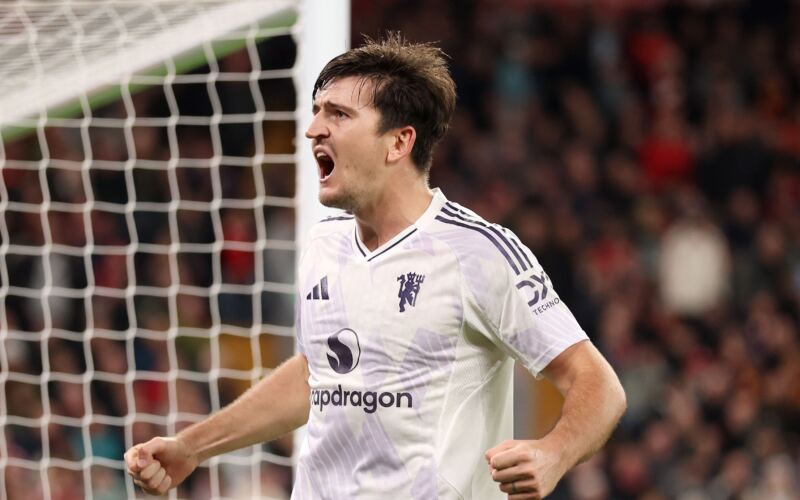 يمكن القول إنه أحد أفضل المدافعين في العالم – هاري ماغواير يطلق تصريحًا جريئًا بشأن قدرته على ضربات الرأس ويؤكد أن مانشستر يونايتد قادر على المنافسة على اللقب الموسم القادم.