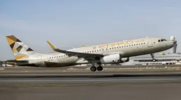 «الاتحاد للطيران» تطلق أولى رحلاتها إلى صلالة